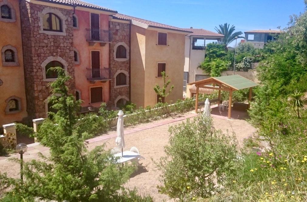 Borgo Bellavista Badesi Vila Exterior foto