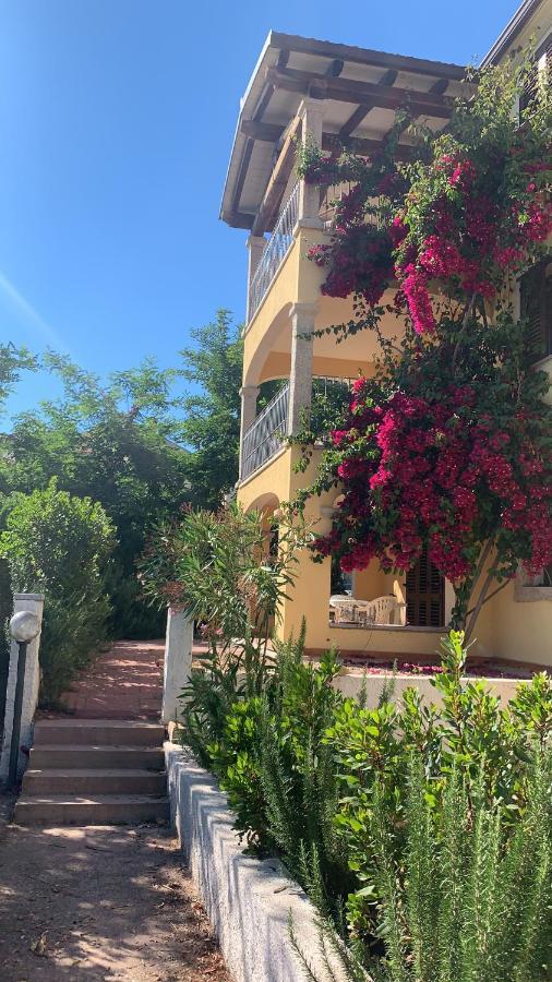 Borgo Bellavista Badesi Vila Exterior foto